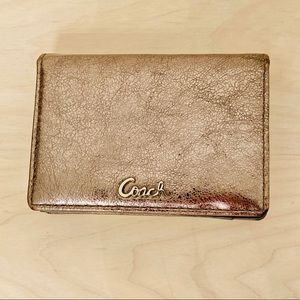 SALE Coach Leather Wallet (Metallic Silver)